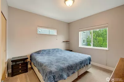 5809 Highway Place #B304, Everett, WA 98203 - Photo 9