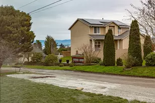 1211 King St, Anacortes, WA 98221 - Photo 35