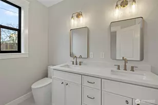 1211 King St, Anacortes, WA 98221 - Photo 25