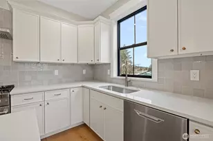 1211 King St, Anacortes, WA 98221 - Photo 15