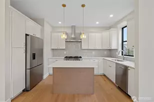 1211 King St, Anacortes, WA 98221 - Photo 13