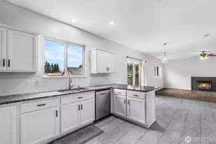 15708 104th Ave SE, Yelm, WA 98597 - Photo 9