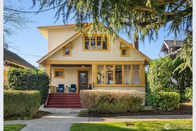 5027 8th Avenue NE, Seattle, WA 98105 - Photo 1