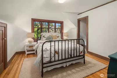 5027 8th Avenue NE, Seattle, WA 98105 - Photo 23