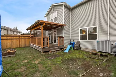 8209 209th Avenue Ct E, Bonney Lake, WA 98391 - Photo 23