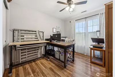 8209 209th Avenue Ct E, Bonney Lake, WA 98391 - Photo 15