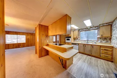 802 Hazzle Court, Coupeville, WA 98239 - Photo 11