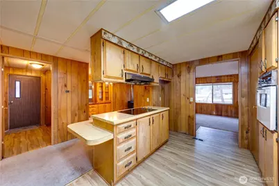 802 Hazzle Court, Coupeville, WA 98239 - Photo 9