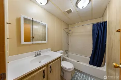 802 Hazzle Court, Coupeville, WA 98239 - Photo 23