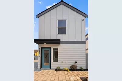 820 A S Sullivan Street, Seattle, WA 98108 - Photo 1