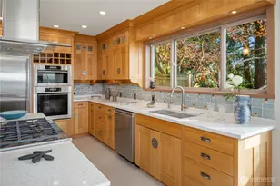 10245 Marine View Dr SW, Seattle, WA 98146 - Photo 15