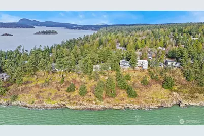 736 Tillamuk Drive, La Conner, WA 98257 - Photo 1