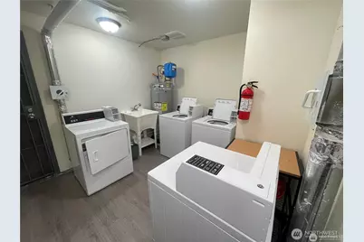 2832 14th Avenue W #6, Seattle, WA 98119 - Photo 13