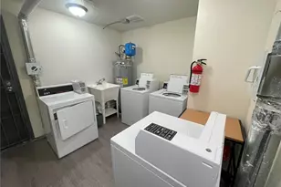 2832 14th Ave W, Seattle, WA 98119 - Photo 13