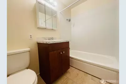 2832 14th Avenue W #6, Seattle, WA 98119 - Photo 9