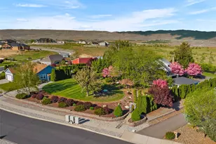 46 John Truett Dr, Malaga, WA 98828 - Photo 3