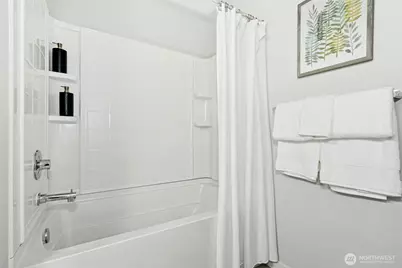 15720 Meadow Road #B5, Lynnwood, WA 98087 - Photo 23