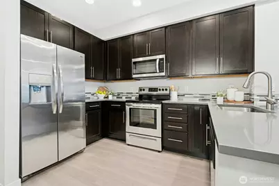 15720 Meadow Road #B5, Lynnwood, WA 98087 - Photo 11