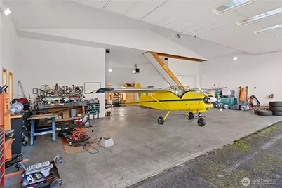 11243 Airpark Lane SE, Yelm, WA 98597 - Photo 29