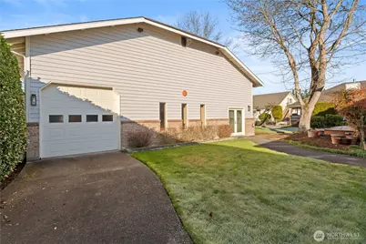 11243 Airpark Lane SE, Yelm, WA 98597 - Photo 25