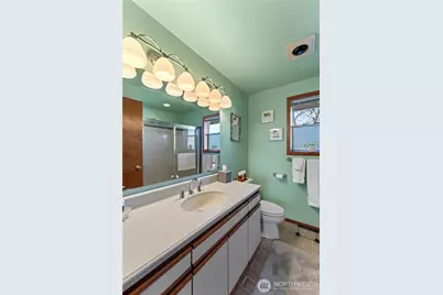 11243 Airpark Lane SE, Yelm, WA 98597 - Photo 23