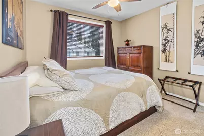 562 Elma Avenue NE, Renton, WA 98059 - Photo 27