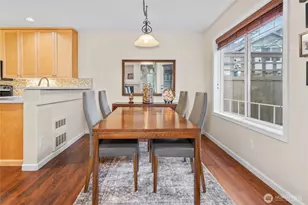 562 Elma Ave NE, Renton, WA 98059 - Photo 11