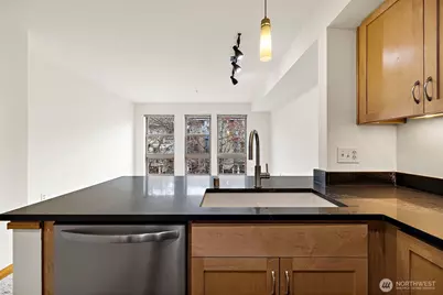 827 Hiawatha Place S #313, Seattle, WA 98144 - Photo 9