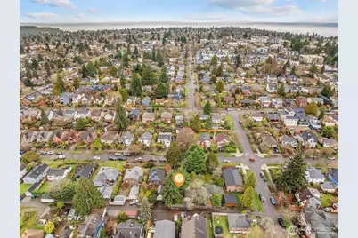 8060 Dibble Avenue NW, Seattle, WA 98117 - Photo 37