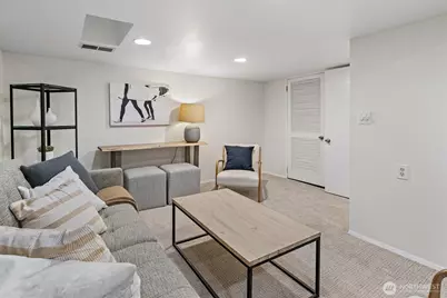 8060 Dibble Avenue NW, Seattle, WA 98117 - Photo 21