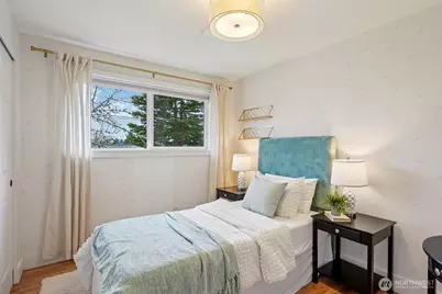 6406 233rd Place SW, Mountlake Terrace, WA 98043 - Photo 17