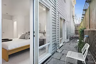 410 Malden Ave E, Seattle, WA 98112 - Photo 25