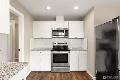 2311 S 15th Street, Tacoma, WA 98405 - Photo 9