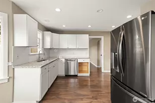 2311 S 15th St, Tacoma, WA 98405 - Photo 11