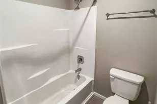 1306 E 32nd St, Tacoma, WA 98404 - Photo 39