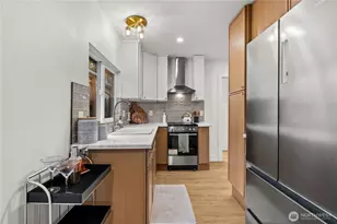 1604 NW 70th St, Seattle, WA 98117 - Photo 13