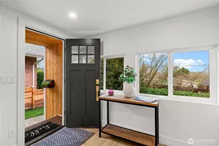 1604 NW 70th St, Seattle, WA 98117 - Photo 3