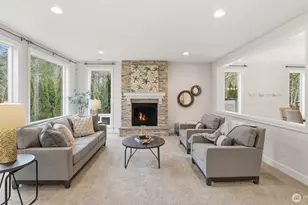 21801 SE 1st St, Sammamish, WA 98074 - Photo 17