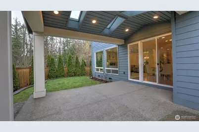 21801 SE 1st Street, Sammamish, WA 98074 - Photo 33