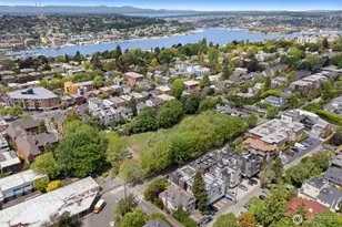 702 11th Ave E, Seattle, WA 98102 - Photo 13