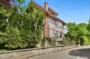 702 11th Ave E, Seattle, WA 98102 - Photo 5