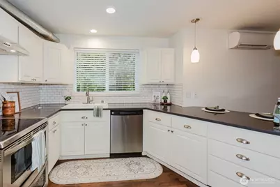 20265 Robin Lane NE, Suquamish, WA 98392 - Photo 13