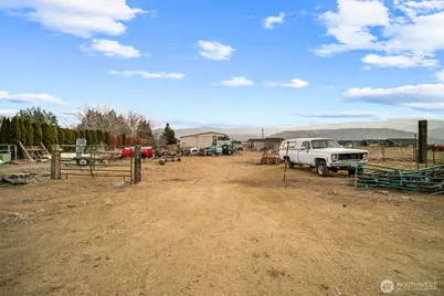 608 N Nester Court, East Wenatchee, WA 98802 - Photo 29