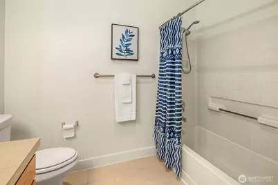 300 110th Avenue NE #312, Bellevue, WA 98004 - Photo 21