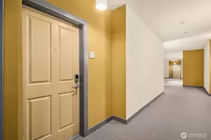 300 110th Ave NE, Bellevue, WA 98004 - Photo 27