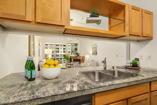 300 110th Ave NE, Bellevue, WA 98004 - Photo 15