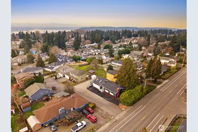 1717 NE Edmonds Ave, Renton, WA 98056 - Photo 29