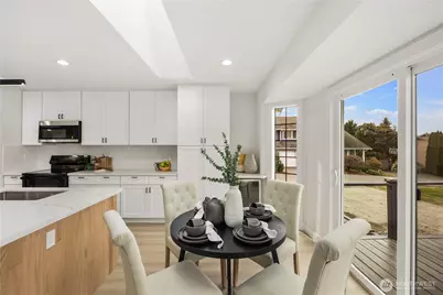 1717 NE Edmonds Ave, Renton, WA 98056 - Photo 9