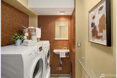 505 Belmont Avenue E #801, Seattle, WA 98102 - Photo 23