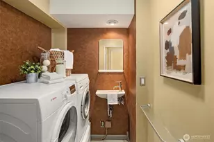 505 Belmont Ave E, Seattle, WA 98102 - Photo 23